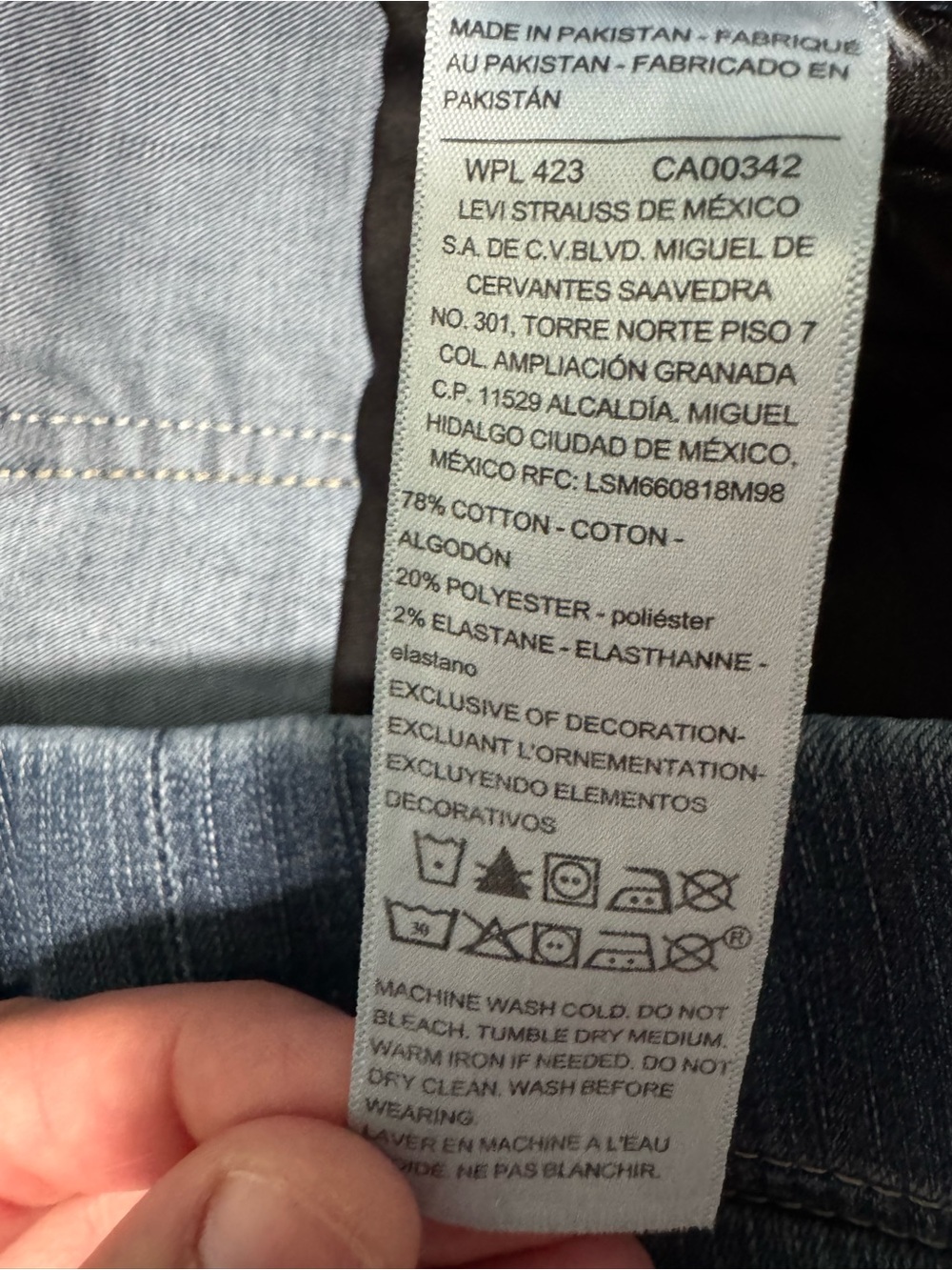 Levi’s Totally Shaping Pull-On Signature Jeans W33 L28 Size 16S - Picture 5 of 7